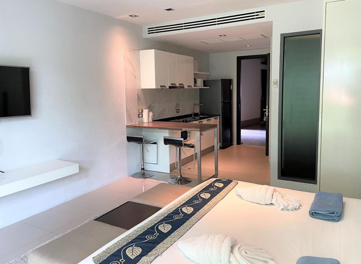 Emerald Terrace Apartments By Lofty Patong Luaran gambar